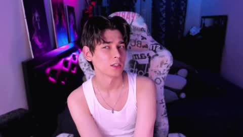 Foxicfu online show from May 24, 3:07 pm