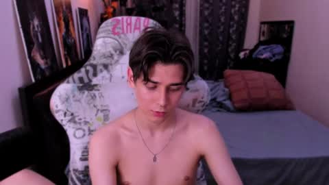 Foxicfu online show from May 6, 3:51 pm