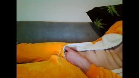 foxikxx69 online show from May 26, 9:43 pm