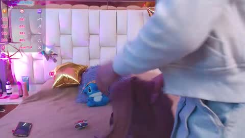 Foxxy  online show from November 3, 1:01 pm