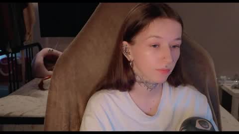 fran_bow online show from May 9, 2:12 pm