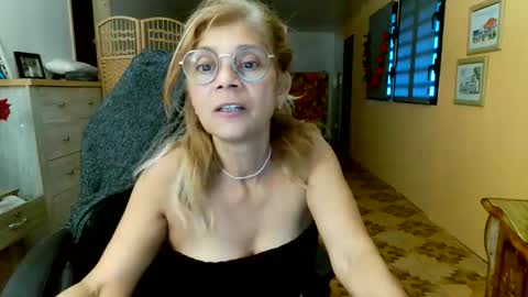 francelune online show from May 12, 1:09 pm