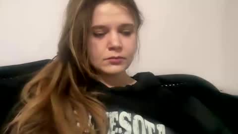 francescafey online show from January 13, 5:55 am