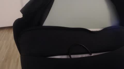 Snapshot of francescosal chatting on October 12, 4:43 pm francescosal online show from October 12, 4:43 pm