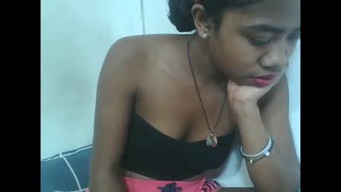 francinealdy online show from October 29, 6:59 am