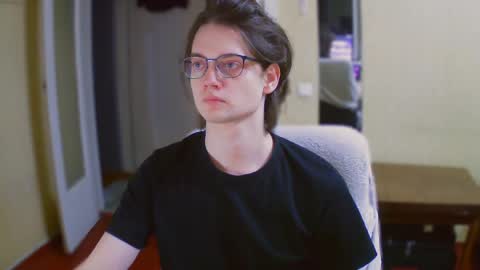 Frank online show from May 18, 8:37 pm