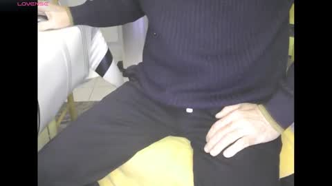 yogapants online show from February 16, 8:12 am