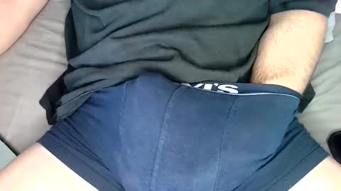 teddyboy online show from April 17, 11:45 am