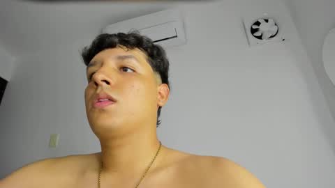 Castiglioni online show from March 2, 7:34 pm