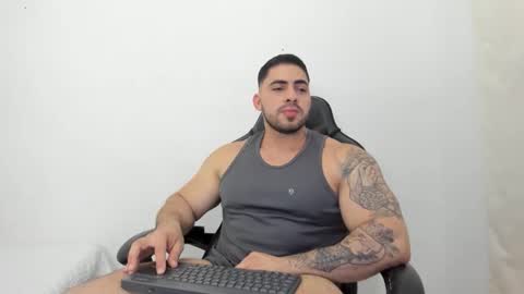 frank_foxx1 online show from March 4, 3:47 am