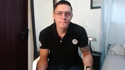 Frank online show from February 9, 6:21 pm