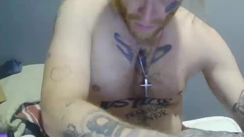 Snapshot of frankoze80 chatting on October 18, 7:01 am frankoze80 online show from October 18, 7:01 am