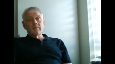 frannkboy61 online show from May 1, 6:02 pm