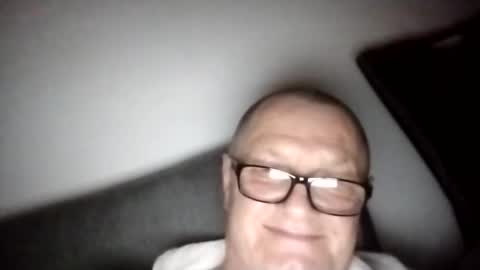 Wolfi online show from February 19, 6:21 pm