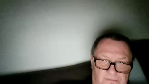 Wolfi online show from April 6, 5:08 am