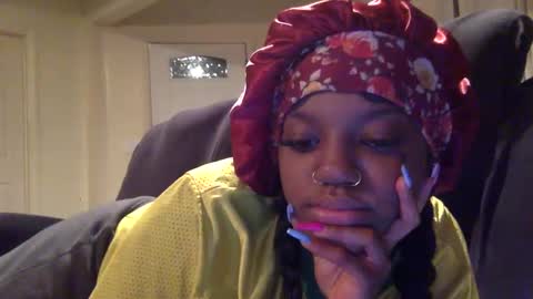 lexi online show from December 3, 7:16 am