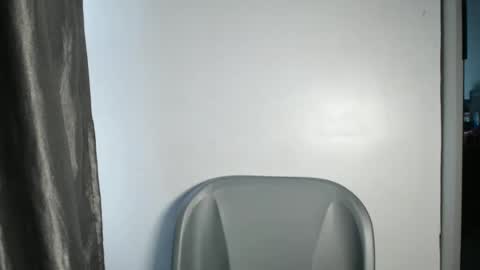 pandora online show from December 17, 8:12 am