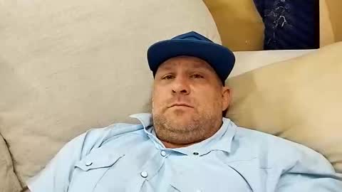 poundyouout1969 online show from October 7, 3:35 am