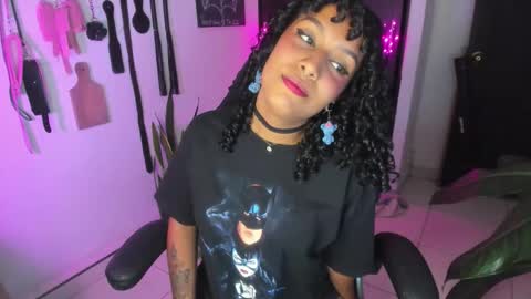 Lia Gomez online show from November 9, 12:36 am