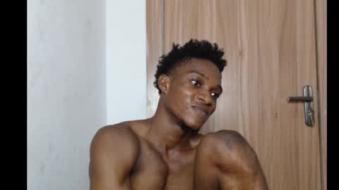 freakyslut30 online show from February 17, 10:27 pm