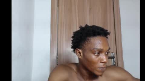 freakyslut30 online show from February 25, 9:26 pm