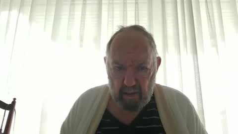 Snapshot of fredaldavid chatting on October 14, 8:17 am David Fredal online show from October 14, 8:17 am
