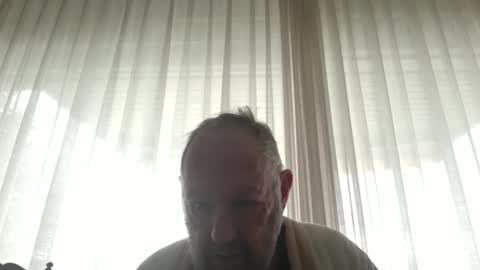 Snapshot of fredaldavid chatting on October 4, 10:02 am David Fredal online show from October 4, 10:02 am