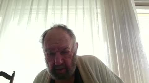 Snapshot of fredaldavid chatting on September 12, 9:33 am David Fredal online show from September 12, 9:33 am