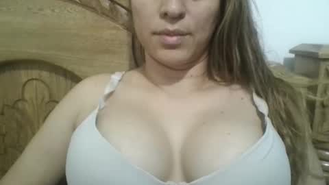 freddymar0109 online show from February 7, 12:24 am