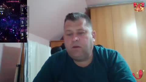 freeboy80180 online show from February 28, 7:37 am