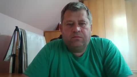 freeboy80180 online show from September 21, 6:06 am