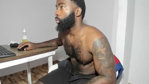Snapshot of freedom_24 chatting on October 8, 9:54 pm shakur online show from October 8, 9:54 pm