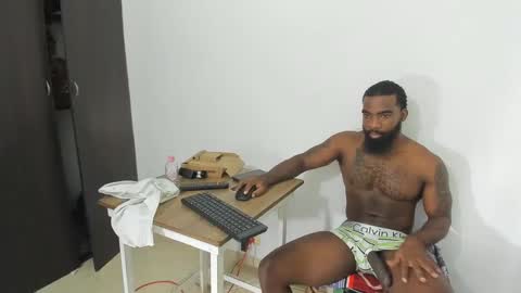 Snapshot of freedom_24 chatting on January 22, 3:29 pm shakur online show from January 22, 3:29 pm