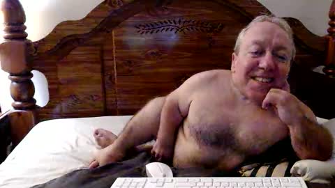 Cute Lil Man online show from April 1, 12:00 am