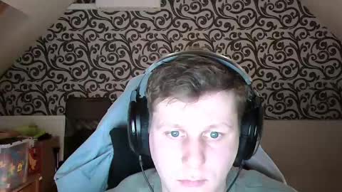 French fries online show from December 7, 7:16 pm