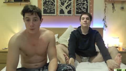 French Horny Bibs online show from January 31, 9:26 pm