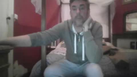 frenchpapalover online show from January 18, 7:23 pm