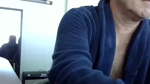 Snapshot of frenchrickdaddy chatting on October 10, 7:52 pm Rick online show from October 10, 7:52 pm