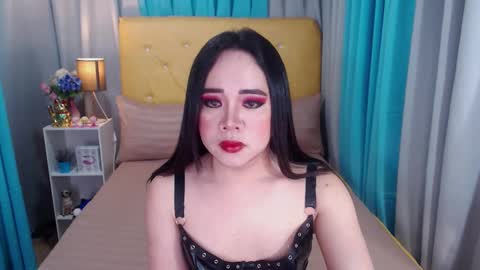 Snapshot of freshtsbigcum chatting on March 6, 10:30 am anna online show from March 6, 10:30 am