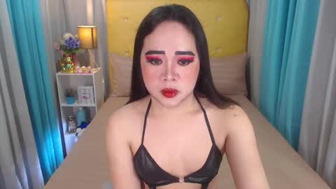 Snapshot of freshtsbigcum chatting on February 26, 9:44 am anna online show from February 26, 9:44 am