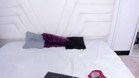 fresitalove01 online show from March 11, 1:03 pm