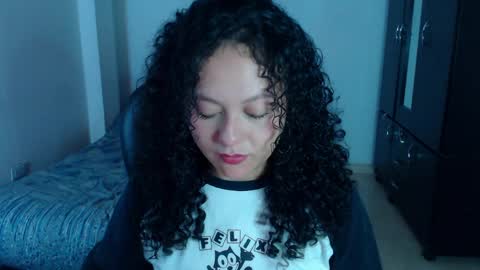 Louise  online show from March 28, 10:38 am