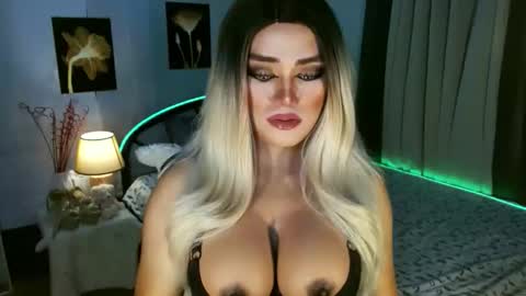 Miss Frea  online show from March 21, 2:06 am