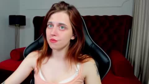 FreyaVeys online show from July 12, 5:43 am