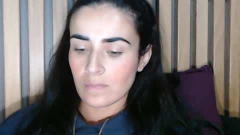 Snapshot of frida__x chatting on December 3, 5:37 am Frida online show from December 3, 5:37 am
