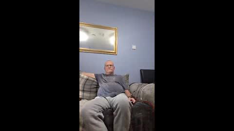 friendlydave528793 online show from December 14, 7:31 pm