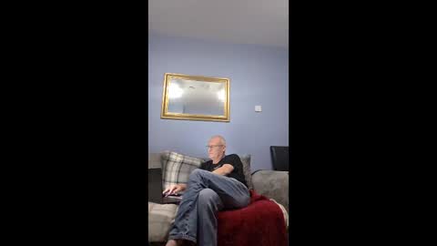 friendlydave528793 online show from December 21, 1:12 am