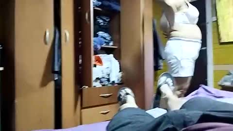 Frizzy girl online show from January 26, 10:46 pm