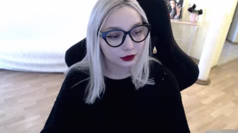 Lilith online show from February 13, 7:35 am