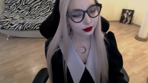 Lilith online show from September 11, 12:28 pm